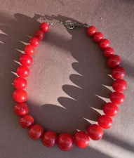 ZAD Red Resin Chunky Graduated Bead Necklace 15 1/2"