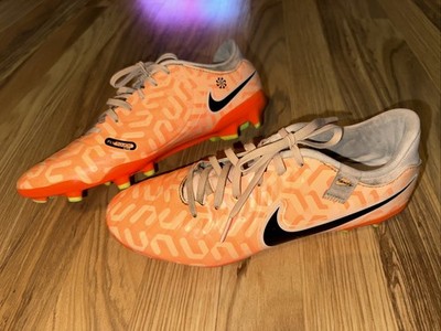 Nike Tiempo Legend 10 Academy Multi-Ground Low-Top Soccer Cleats Sz 7 DZ3179-800