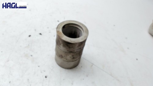 Kraftstoffpumpe Gummihalter 6756157 BMW X5 3.0 d E53 135 KW 184 PS Geschlossen