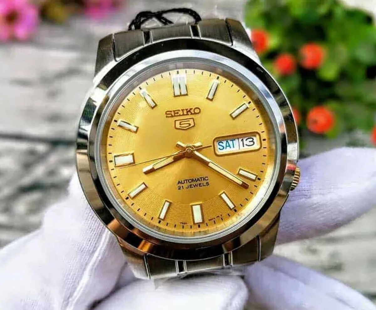 Seiko 5 SNKK13K1 Gold Tone Analog Automatic 21 Jewel Stainless
