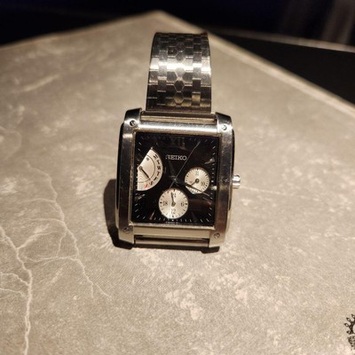 Limit Model Face Quartz Analog Watch