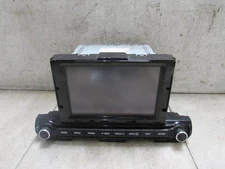17 18 HYUNDAI ELANTRA Radio Screen P# 96160F2101UAT 96160F2100UAT 26027743439