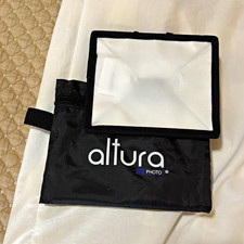 Altura Photo Mini Softbox Flash Diffuser Foldable Black/White w/ Pouch