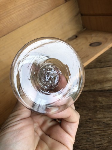 Exceptionnel verre à pied soufflé XIXème avec inclusion pièce d'un centime 1850 - Foto 7 di 20