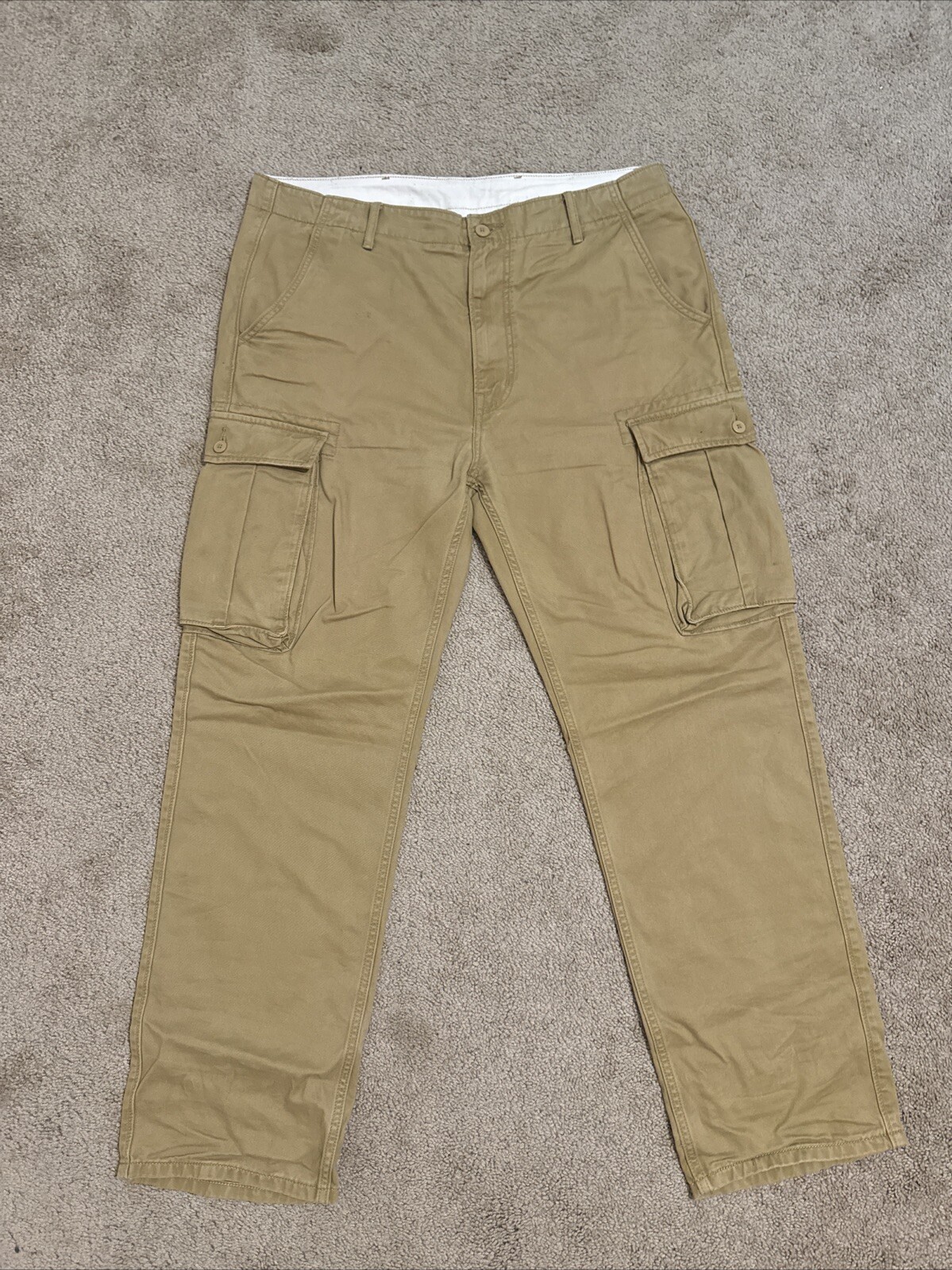 Levi’s Khaki Cargo Pants