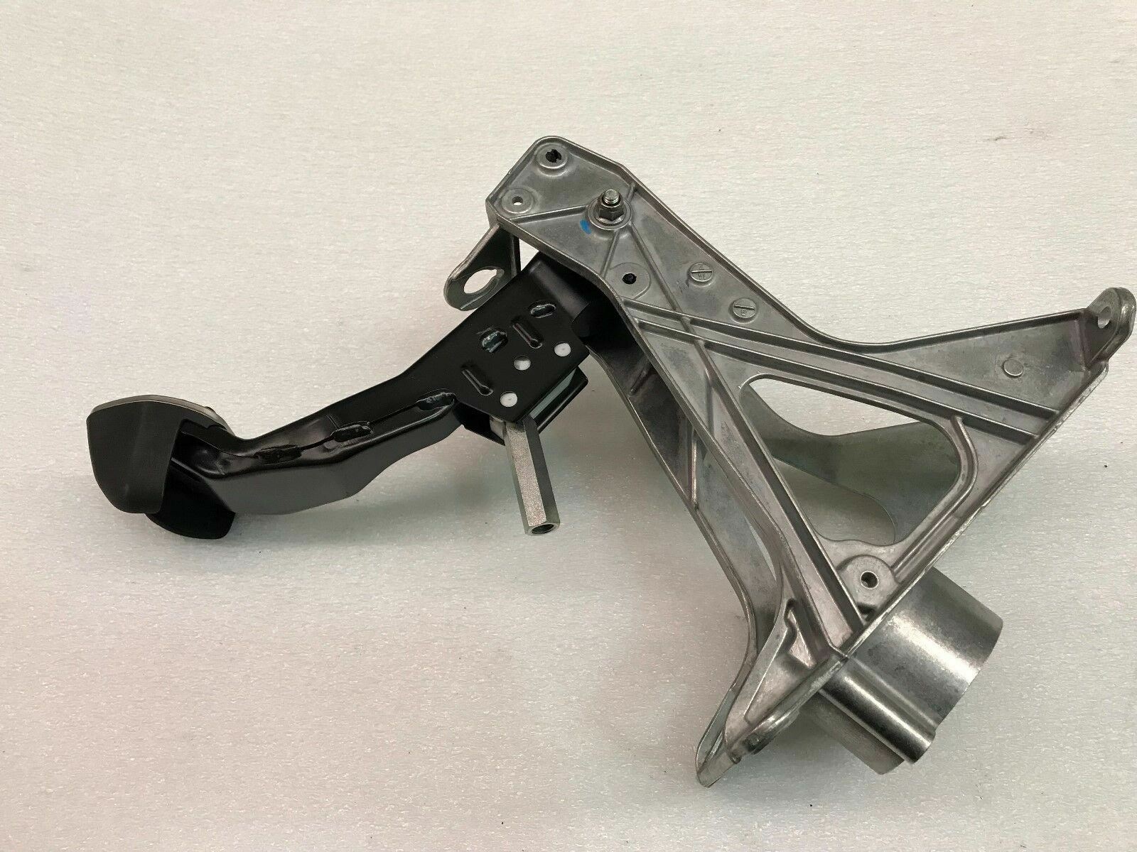 LAMBORGHINI HURACAN LP610 CARRIER BRAKE PEDAL CLUSTER BOX SUPPORT OEM 4S0721117