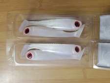 California Swimbabes Slippery 'E' Weedless Swimbait 5" In pearl color.  2 packs 