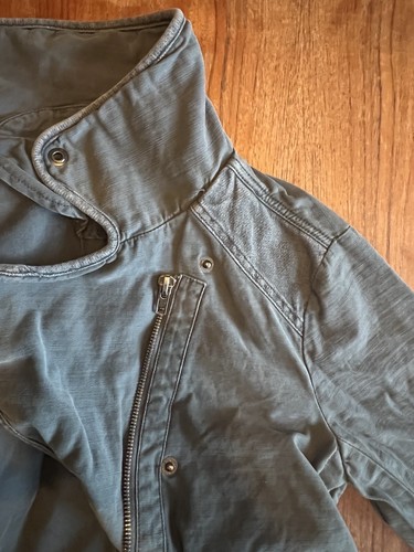 Free People Jacke mittel Baumwolle blau grau Cargo Tülle mit durchgehendem Reißverschluss Kragen - Bild 13 von 14