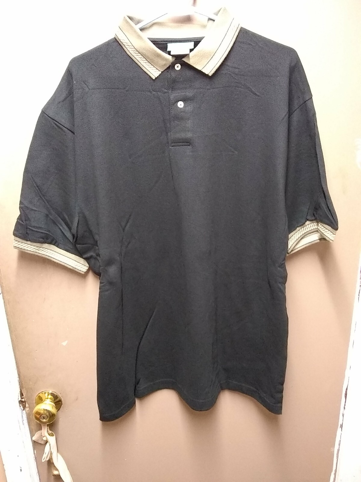 Picture 1 of 6