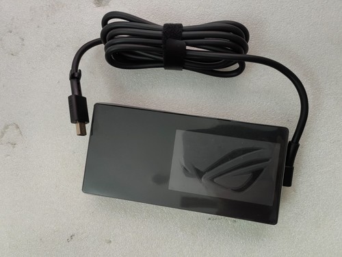 Adaptador de CA genuino 20V 10A 200W A20-200P1A para ASUS ProArt PX13 HN7306WV RTX4060 - Imagen 5 de 5