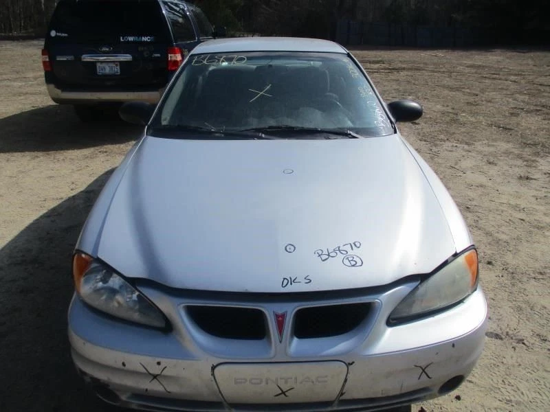 (DOES NOT INCLUDE BUMPER) Front Bumper Reinforcement VIN N 4th Digit Classic Fit Foto 2 de 4