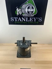 Winsmith 4CV B 44499X0BT Gear Reducer 1800 RPM 819 Torque 7.50 Ratio