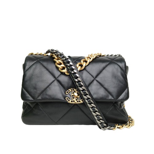 CHANEL 19BAG Flap Bag Small 26cm Black Lambskin Crossbody Bag