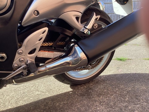 Suzuki GSXR 1340 K9 Hayabusa, Silver Metallic , Gen 2 - Picture 9 of 21
