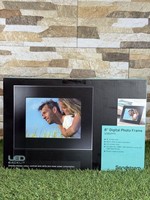 Sandstrom S08DPF11 8in Black LCD Digital Photo Frame 800x600 USB SD JPEG