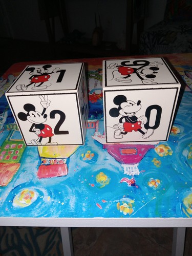 Hallmark Mickey Mouse Perpetual Calendar Wooden Blocks 3”. Was Display Only.