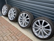 Aston Martin DB11 20” Diamond Turned Wheels and Tyres
