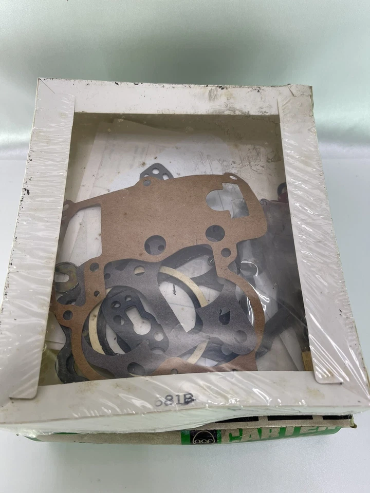 Chevrolet Camaro 327 Ci V8 1967-1969, kit de reconstrucción de carburador Carter 902-681B nuevo de stock Foto 2 de 2