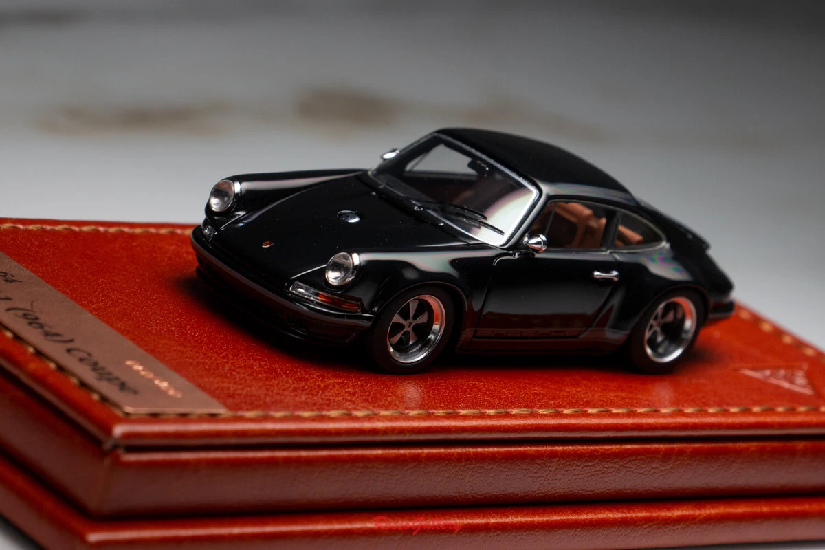 Make Up Titan 1:64 Scale Porsche Singer 911 964 Coupe Car