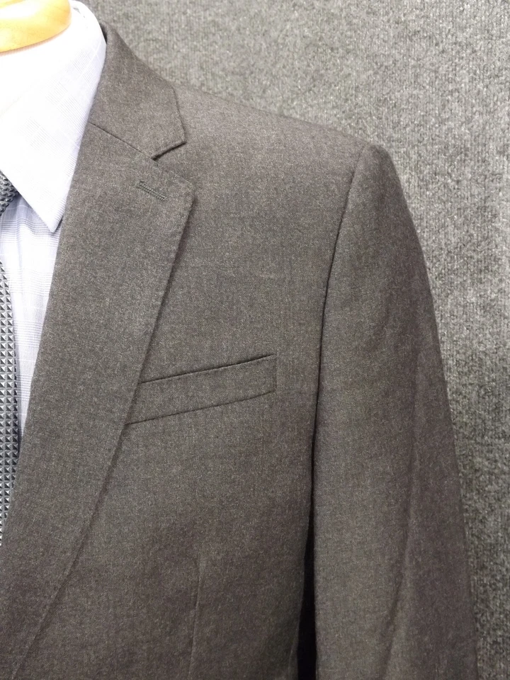 Express Men's Photographer Fit Suit 40R Solid Gray Wool 36x31 Flat Pants 2 Btn - Image 3 of 4