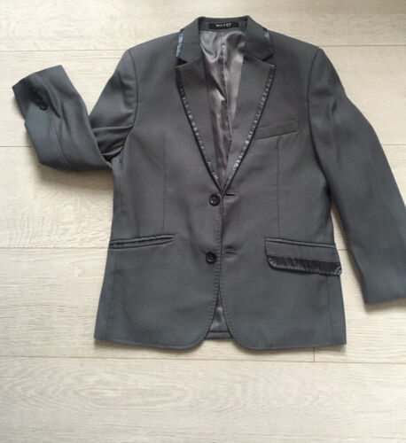 💥BOYS FULL 5PIECE SUIT WITH SHIRT&TIE*EXCELLENT CONDITION-WORN ONCE!BARGAIN! 9Y - Picture 7 of 12