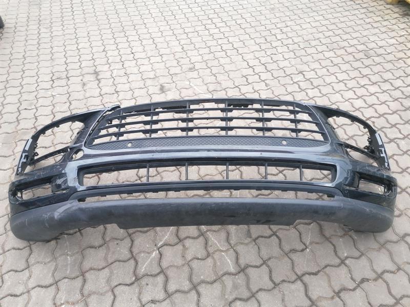 PORSCHE MACAN 95B Front Bumper 95B807221K Vorne Stoßstange  