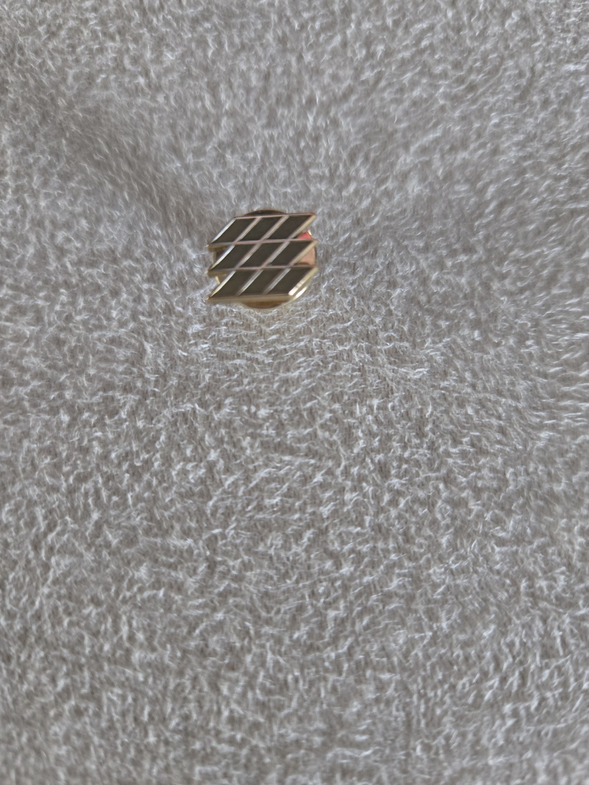 Zales Jewelers Employee Service Award Pin .