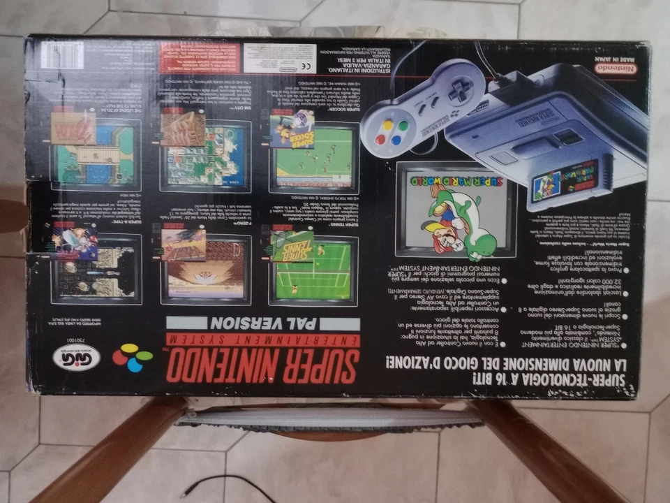 Nintendo Super Nintendo 16-Bit Console. - Immagine 2 di 4