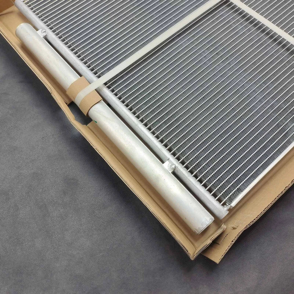 Condensador 4Matic para Mercedes-Benz 2023-24 C43 AMG 2021-23 S500 S580 0995004102 Foto 3 de 4