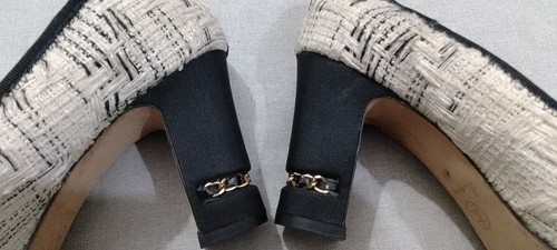 Chanel Chain Link Heel tweed CC Cap Toe Pump Eu Size 40 - Picture 19 of 20