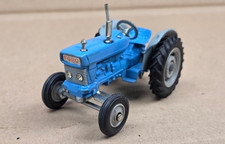 Corgi Toys 1:43 Trecker alter FORD Traktor Super Major 5000 blau hochwertig