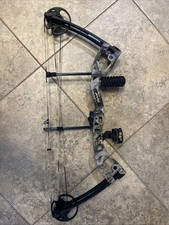 Bear Limitless 5-50 Lbs. Right Hand 20-29 Draw Length Compound Bow.