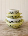 Vtg Pyrex Gooseberry Yellow White Black Cinderella Mixing Bowl Set Of 4