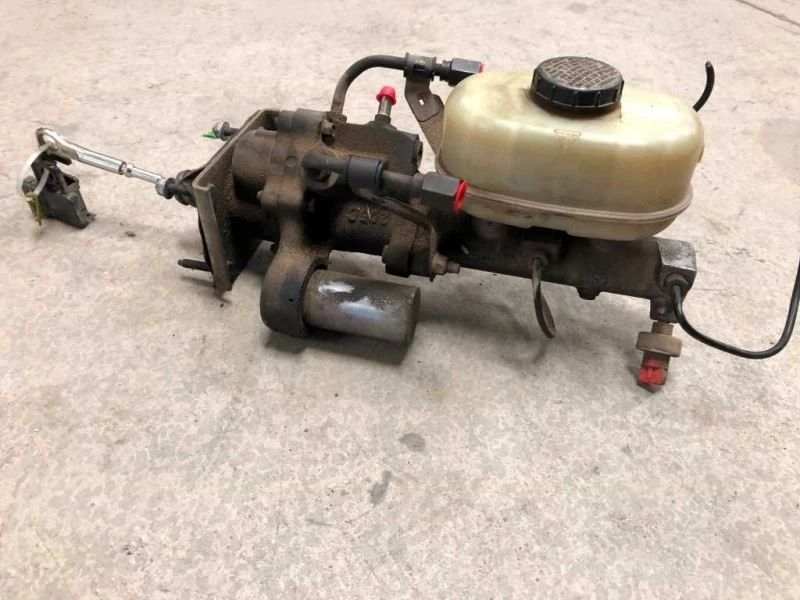 99-02 Ford F250 Super Duty USADO 7.3L 4x4 Potencia Freno Booster con Cilindro Maestro Foto 2 de 4