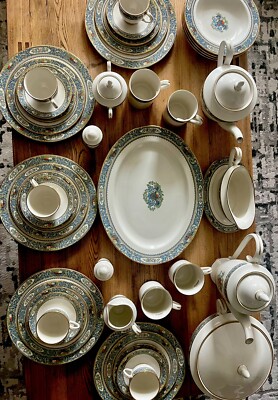 Lenox autumn 5-piece place setting - new with tags - 42 pc total