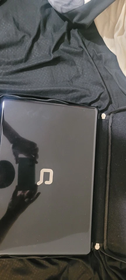 б/у ноутбуки компьютеры Windows 7 с бесплатный чехол - Изображение 2 из 3