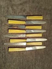 VINTAGE FRENCH SERRATED STEAK KNIVES SET OF 8 PRADEL FILS ?