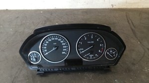 Y317-026 BMW 3er F30 320D Tacho Kombiinstrument Instrumentenkombination 9283314