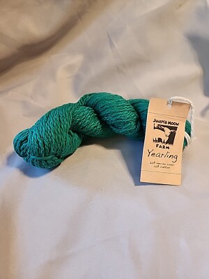 Juniper Moon Farm Yearling 60%Merino Wool 40%Cotton Color 015 Green 3.5Oz 109yd