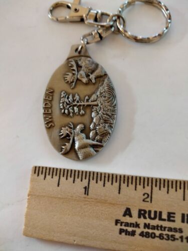 Sweden Moose Tourist Souvenir Clip-On Keychain - Picture 5 of 7