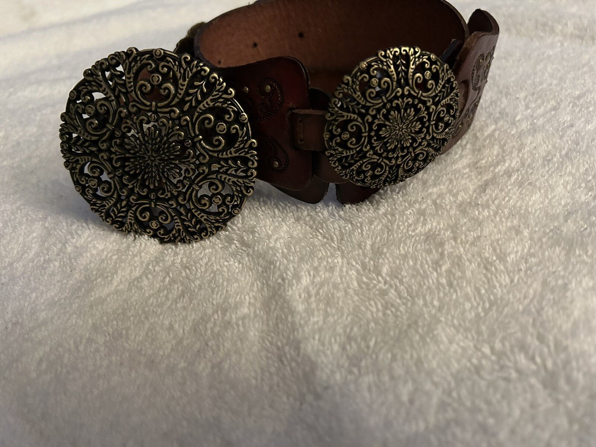 NWT Womens FOSSIL Brown Leather & Metal Medallions Belt  display picture 3
