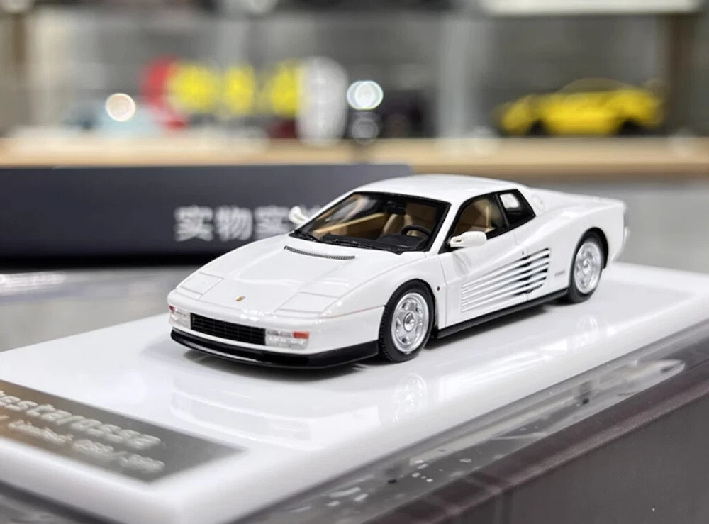 CL 1:64 White Testarossa Racing Sports Model Diecast Resin Car