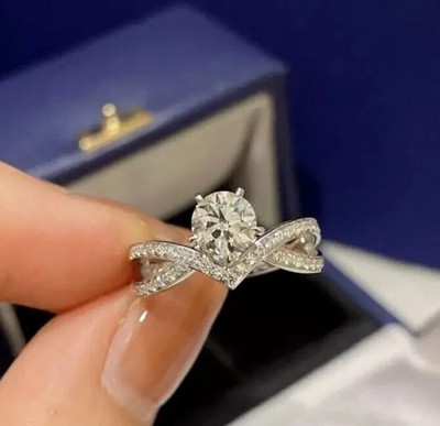 Crisscross Unique Ring 2.50Ct Round Simulated Diamond In 14k White Gold Plated