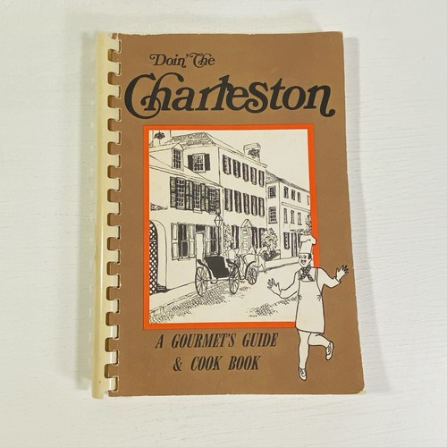 Charleston South Carlina Gourmet's Guide & Cook book 1976 Spiral Bound - Picture 1 of 16