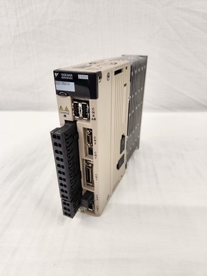 YASKAWA SGDV-2R8A11A SERVOPACK , Sigma V SERVO DRIVE, 200V