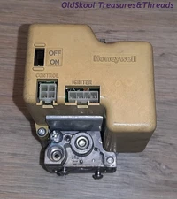 Honeywell SV9501M5109 Water Heater Smart Gas Valve Bradford White Used