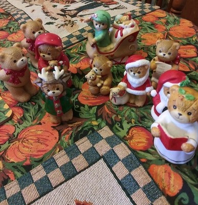 Enesco Vintage 1980s Lucy and Me, Lucy Rigg lot of 10 VTG Christmas Bears.