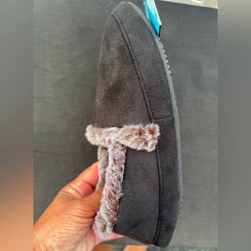 Isotoner Medium 6.5-7.5 Women Black & Gray Slippers Plush Faux Fur Lining New - Foto 9 di 13