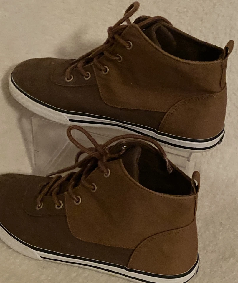 Crazy 8 C8 Brown Canvas High Top Sneakers Lace up Size 5 Casual School Youth - Image 4 of 4