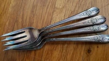 5 ANTIQUE VINTAGE Collectible FORKS 6" WM ROGERS EXTRA SILVER PLATE -